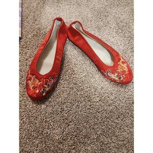 Vintage 90's‎ Woman's Asian  Inspired Slipper Shoe Size 40 European/8.5 US Red